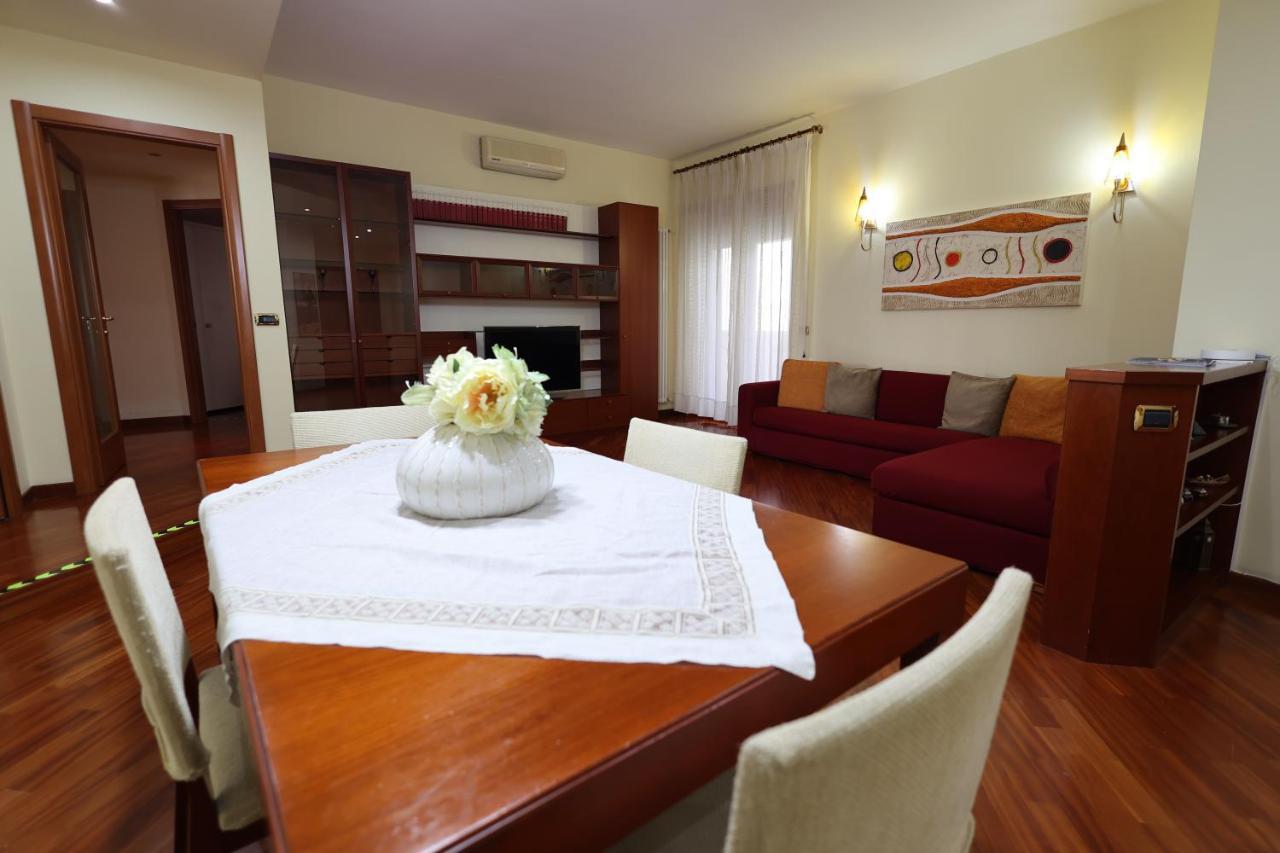 Casa Diocleziano Apartment Napoli Ngoại thất bức ảnh